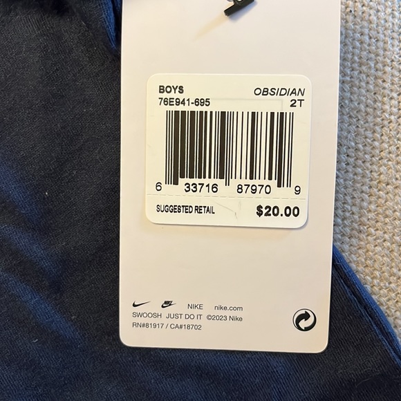 Nike 2T Navy Tee - Picture 5 of 5